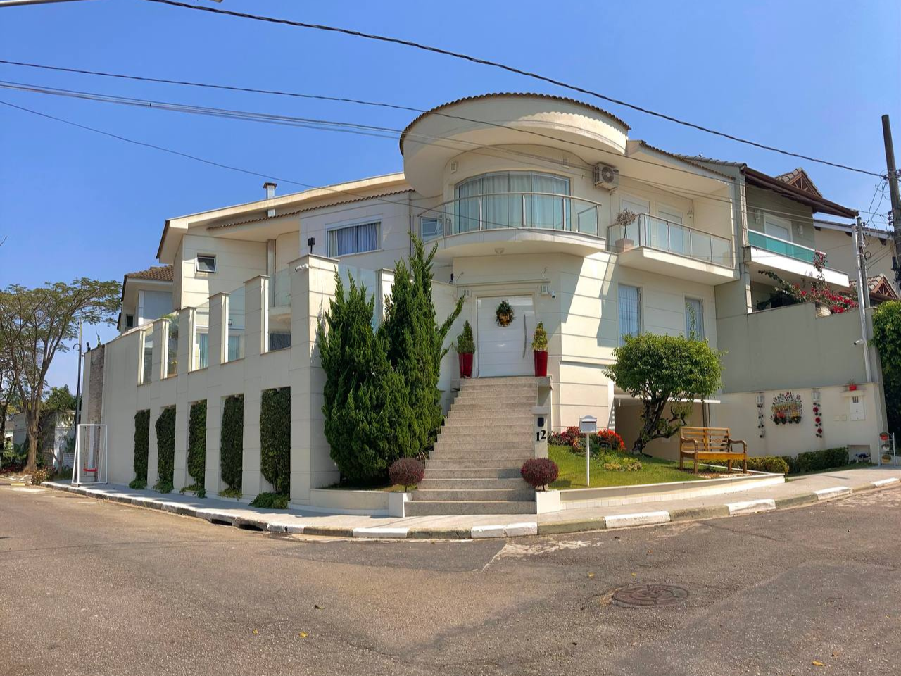 Encontre o imóvel perfeito conosco